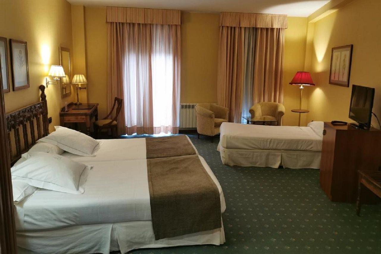Hotel Ele Puente Romano De Salamanca Eksteriør billede