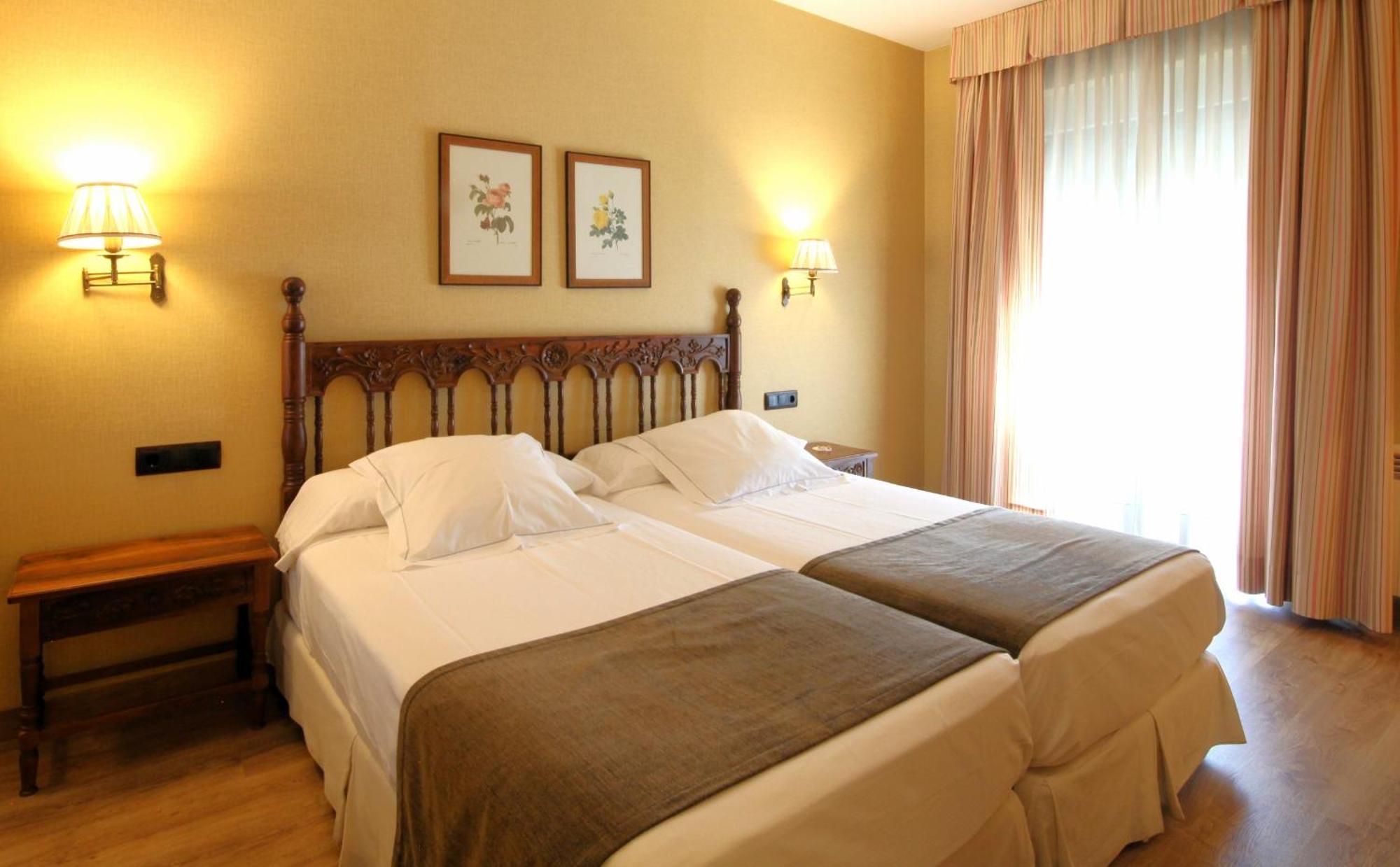 Hotel Ele Puente Romano De Salamanca Eksteriør billede